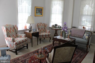 728 Juniper St, Quakertown, PA 18951 - photo 4