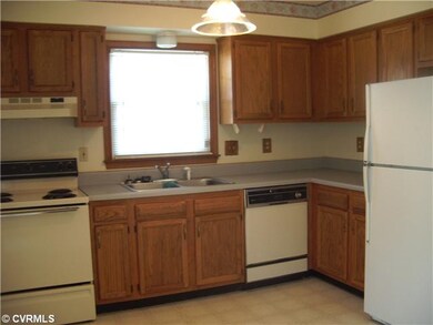 Kitchen - 15'1