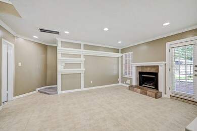 8502 Pine Falls Dr, Houston, TX 77095 - photo 4