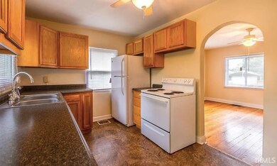 106 S Roosevelt St, Bloomington, IN 47408 - photo 6