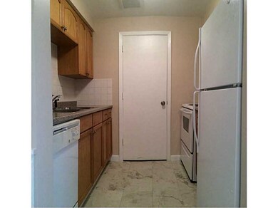 50 Carnation St unit B9, Pawtucket, RI 02860 - photo 5