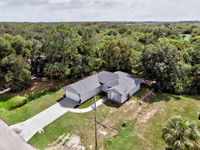 879 Gladiola Ave, Sebastian, FL 32958 - photo 6