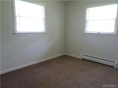 5248 Mapleton Rd, Lockport, NY 14094 - photo 7