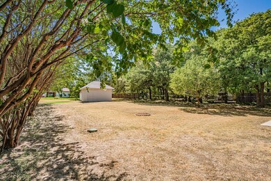 2610 Royal Ln, Granbury, TX 76049 - photo 7