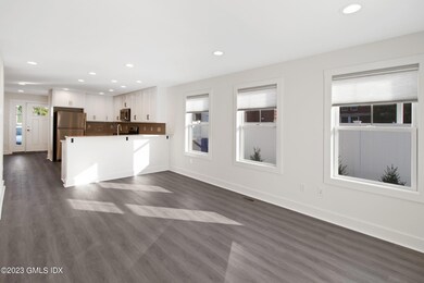 4 Orchard L Living Area 2
