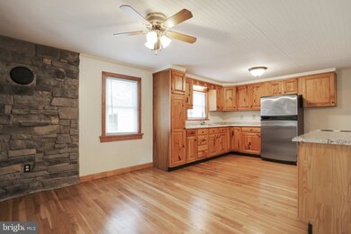 1174 Warm Spring Rd, Chambersburg, PA 17202 - photo 2