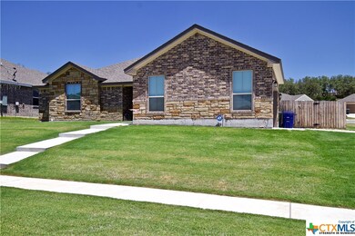 1404 Justice Dr, Copperas Cove, TX 76522 - photo 2