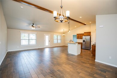 816 Custer St, Prairie Grove, AR 72753 - photo 4