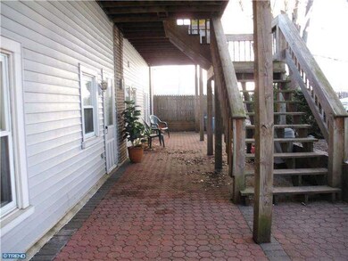 229 Clifton Ave, Collingdale, PA 19023 - photo 6