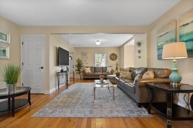 16 Walnut Ave, Weymouth, MA 02188 - photo 4