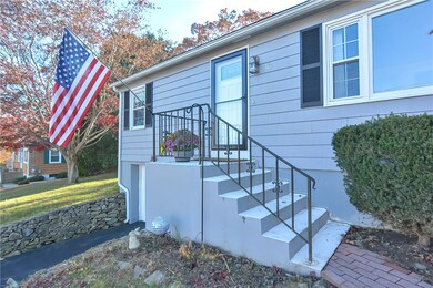 18 Scenic View Dr, Smithfield, RI 02917 - photo 2