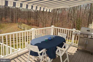 6818 Crofton Colony Ct, Crofton, MD 21114 - photo 2