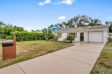 724 Myrtle Ave, Venice, FL 34285 - photo 2