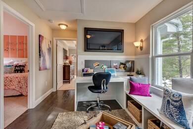 LAGUNA LOFT