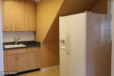 146 Martin Dr, Manassas Park, VA 20111 - photo 4