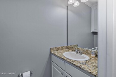 3-web-or-mls-624 Braeburn-3