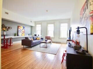 Yankee 4C open layout living area