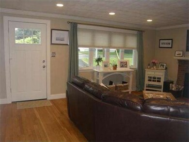 64 Holliston St, Medway, MA 02053 - photo 5