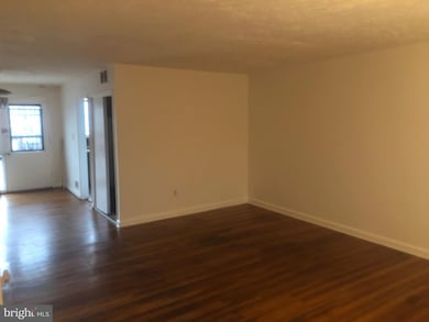 708 Delafield St NE, Washington, DC 20017 - photo 4