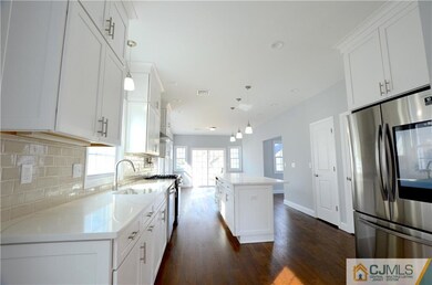 39 E Walnut St, Metuchen, NJ 08840 - photo 4