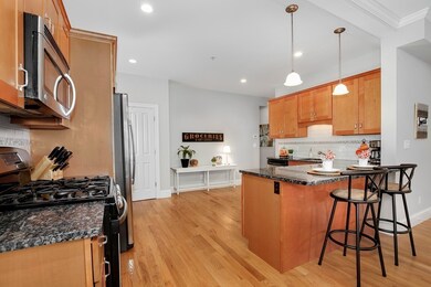 81 Ash St unit 1, Waltham, MA 02453 - photo 5