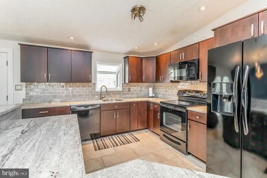 535 Fuselage Ave, Essex, MD 21221 - photo 3