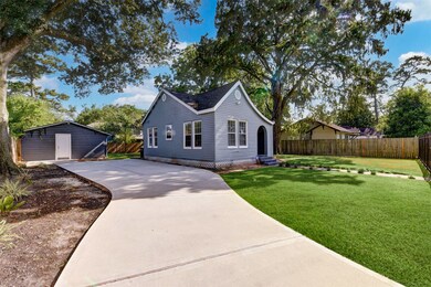 1118 King St unit B, Houston, TX 77022 - photo 4