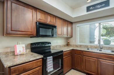 3303 N Heritage Way, Chandler, AZ (4 of
