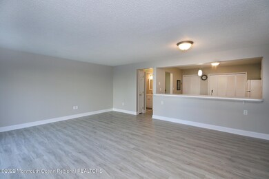 69 Dover Ct, Tinton Falls, NJ 07712 - photo 4