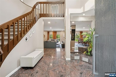 8 Vanderbilt Dr, Livingston, NJ 07039 - photo 3