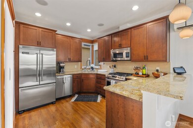 1609 California Ave SW unit A, Seattle, WA 98116 - photo 7