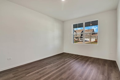 313 Snowdrop Ln, Elgin, IL 60124 - photo 2