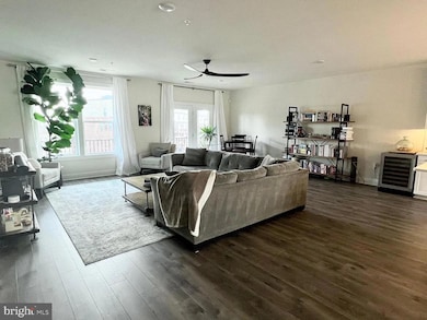 222 Van Buren St unit 21, Herndon, VA 20170 - photo 5