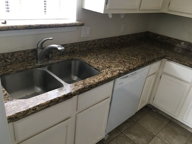 1103 Dulles Ave unit 202, Stafford, TX 77477 - photo 7