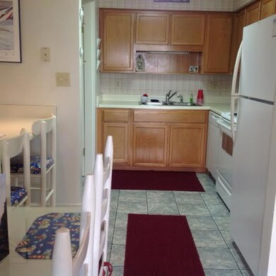 Dockside 311 kitchen