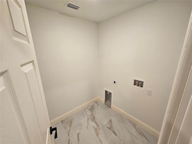 1640 Strathmore Cir, Mount Dora, FL 32757 - photo 3