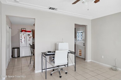 Living Area / Kitchen