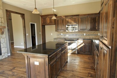 852 E Weldon Dr, Nixa, MO 65714 - photo 5