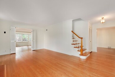 2433 Covert Rd, Glenview, IL 60025 - photo 7