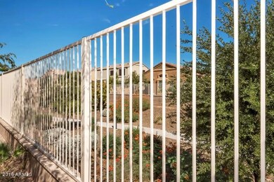 view_fence_to_common_area
