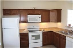 425 Timkin Rd unit A, Tomball, TX 77375 - photo 2