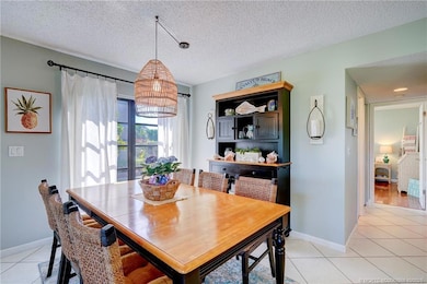 333 NE Golfview Cir, Stuart, FL 34996 - photo 6