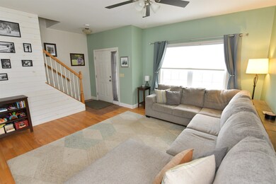 70 Old Academy St unit 101, Fairfax, VT 05454 - photo 3