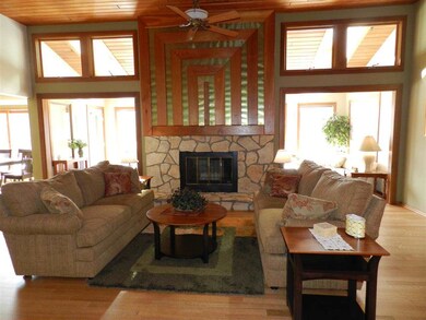 5715 Niagara Ct, Fitchburg, WI 53575 - photo 5