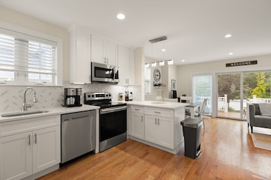 86 Wren Terrace unit A, Quincy, MA 02169 - photo 3