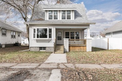 1034 F Ave NW, Cedar Rapids, IA 52405 - photo 2