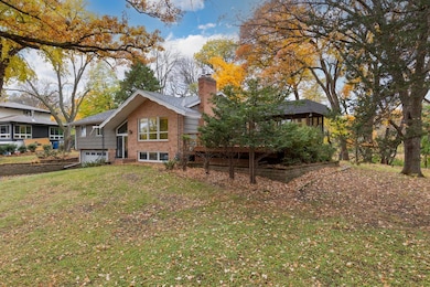 50 Willow Wood Dr, Excelsior, MN 55331 - photo 3