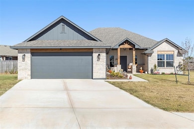 209 Juniper Cir, Noble, OK 73068 - photo 2