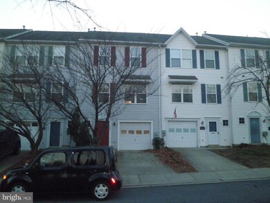 462 Blossom Ln, Frederick, MD 21701 - photo 2