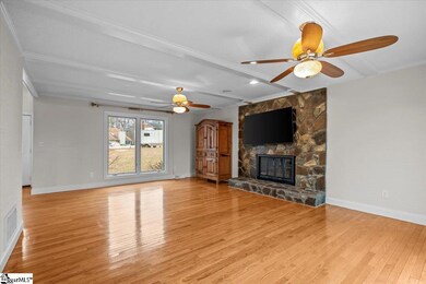 101 Pebble Stone Ln, Taylors, SC 29687 - photo 3